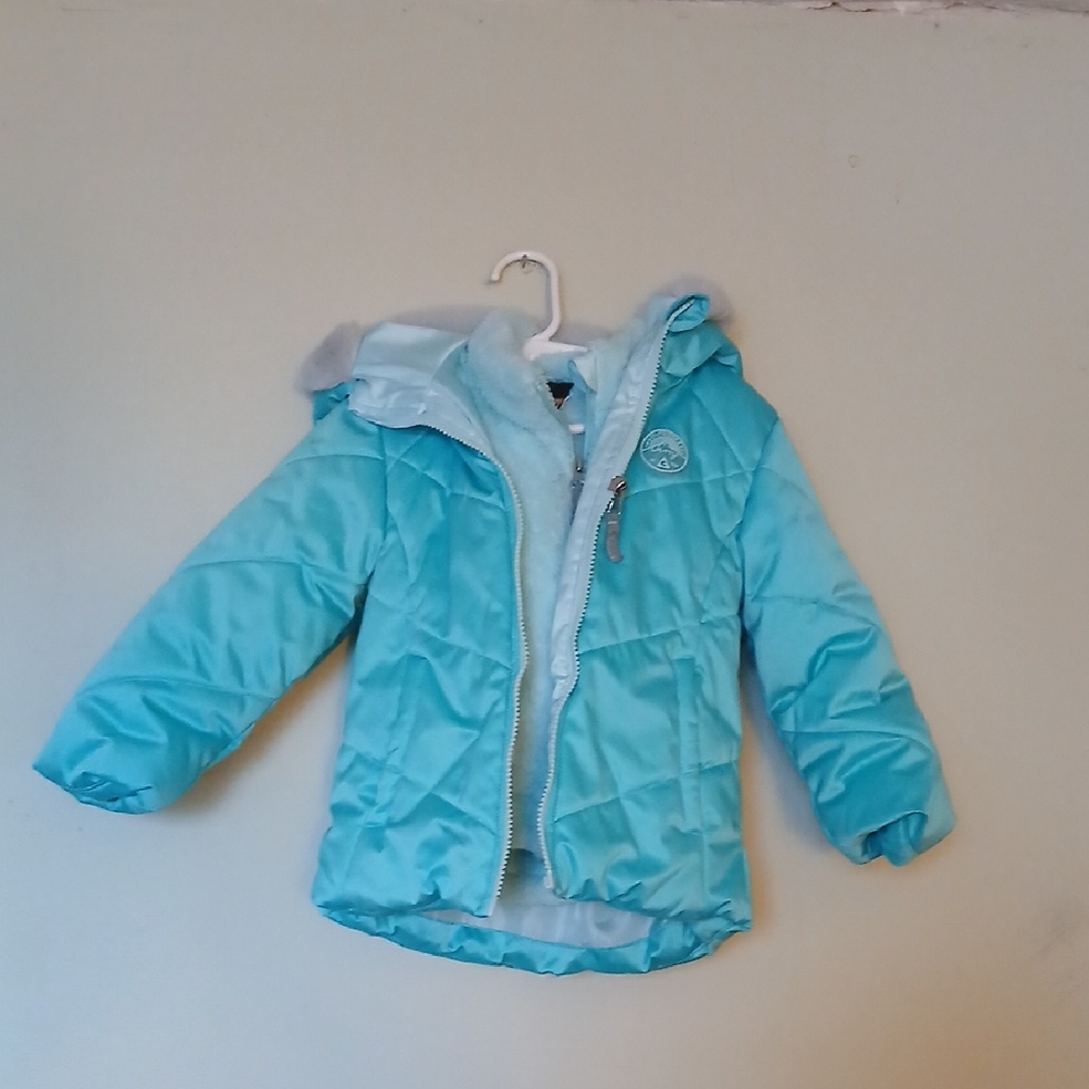 Gerry Weber Aqua Puffer Jacket Set for Kids Size 4T (Jacket,Sweater And Hat)